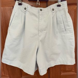 vintage lizwear shorts 28 in waist